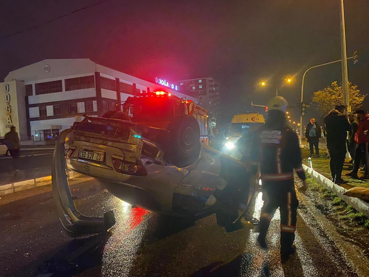 Malatya’da iki otomobilin çarpışması sonucu 3 kişi yaralandı